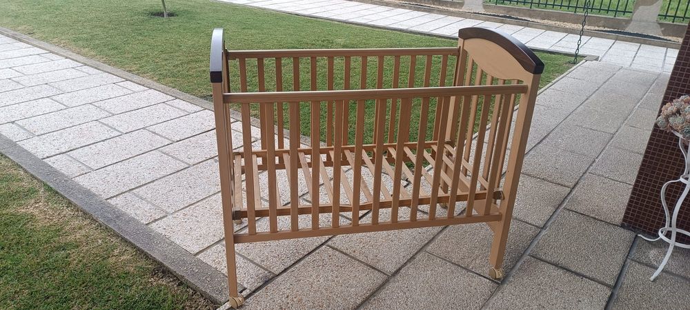 Cama bebé da Trama