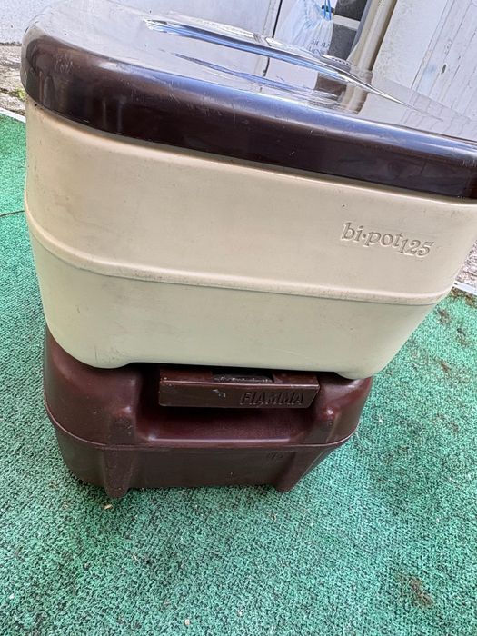 Sanita portatil Fiamma Bi-Pot 125
