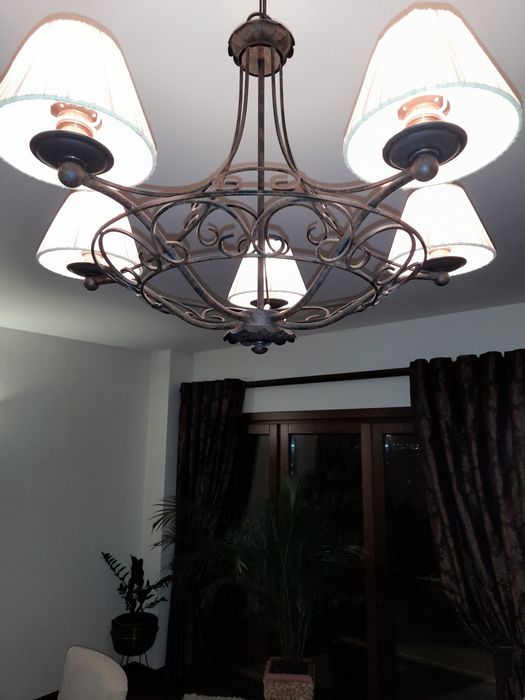 Candeeiro de sala, novo