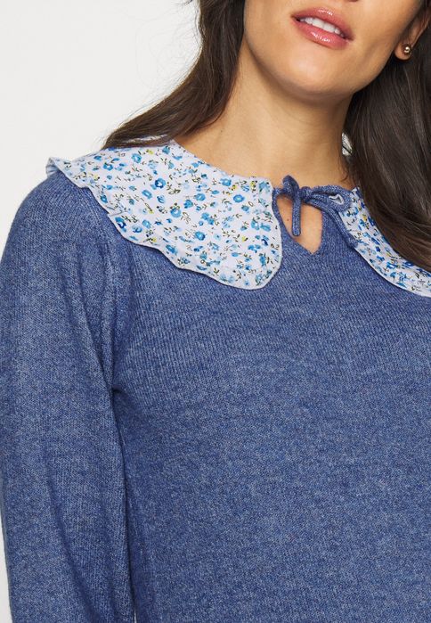 Sweter ciążowy z kołnierzykiem Mamalicious M