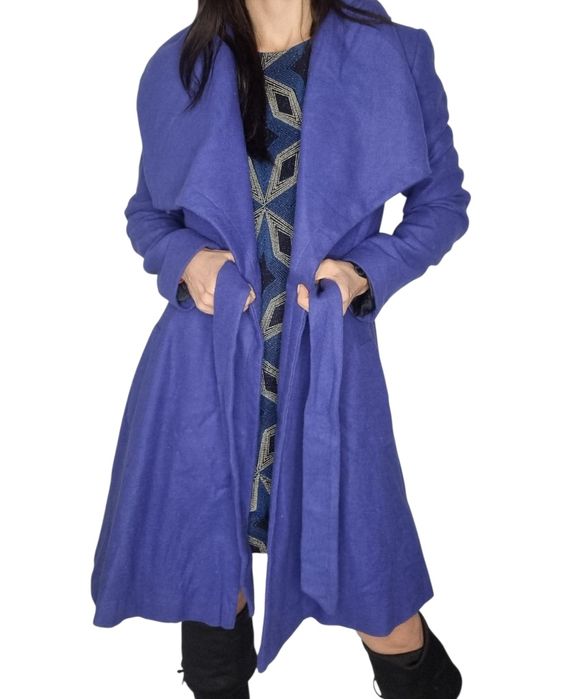 Granatowy płaszczyk louche rozmiar s 36