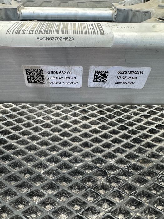 Передній підрамник bmw i7 g70 кузов