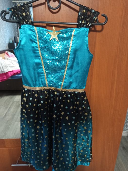 Одежда ,платья для девочки