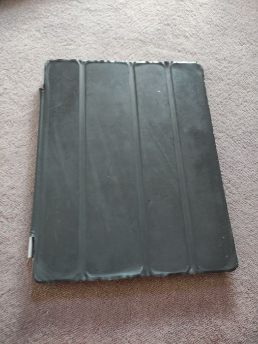 iPad 2, 16 GB, with Two Cases64739979413121122