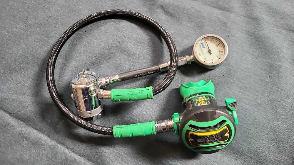 Регулятор Apeks XTX40/DS4 OXYGEN кислородный (стейджевого баллона)