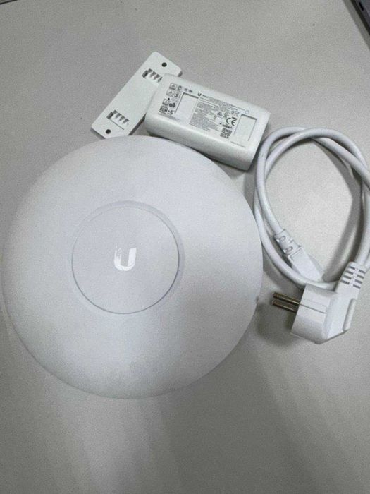 Ubiquiti UniFi AP AC Pro