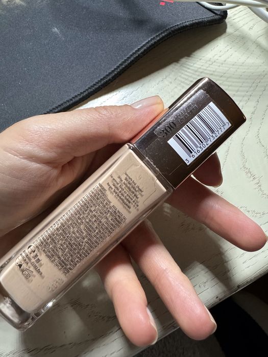 Тональний крем bourjois