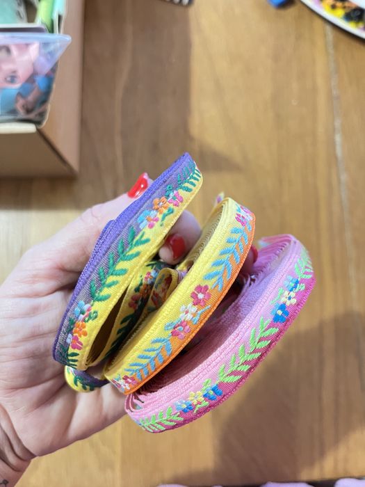 Fitas para bijuteria ou costura