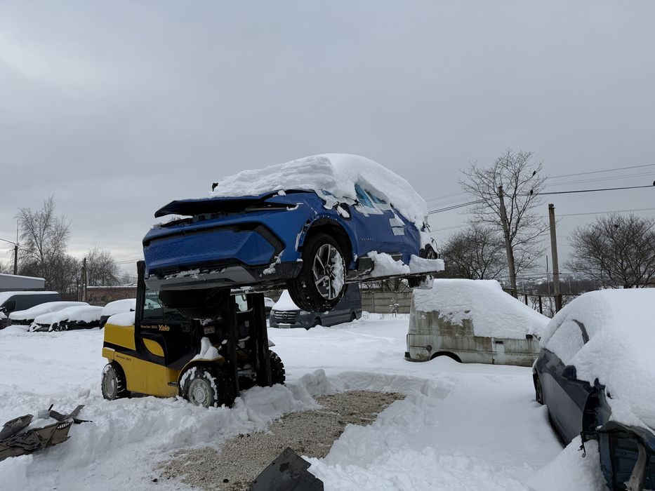 Chevrolet  еквінокс ev бампер передній