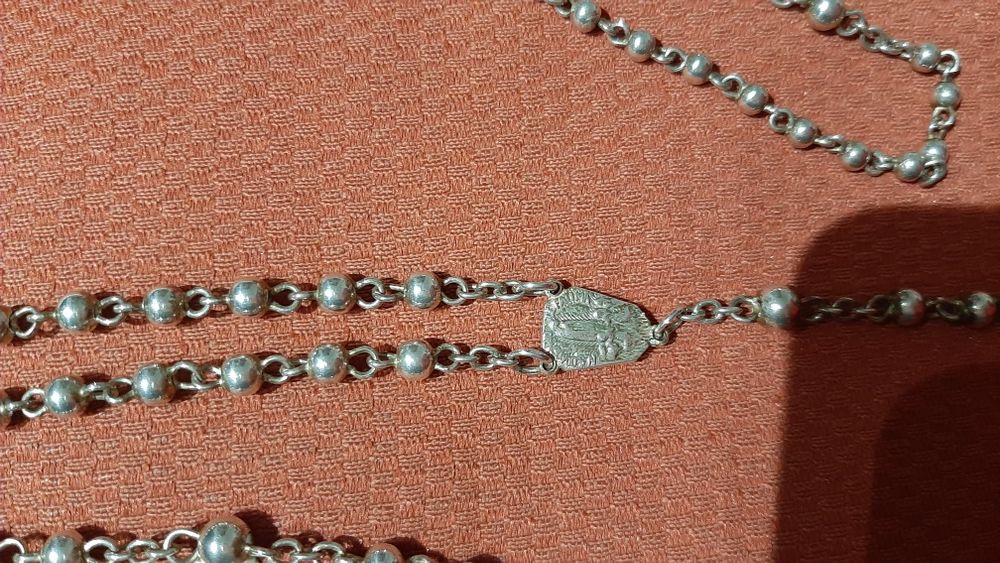 Terço antigo em prata c/ imagem Nossa Senhora de Fátima