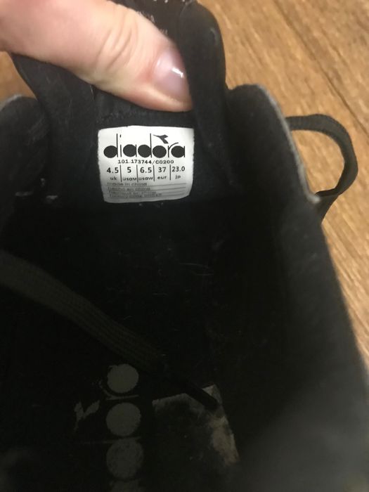 Туфли, кроссовки diadora, 37 р. на подростка. Весна- осень.