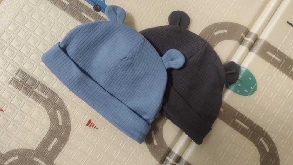 Дитяча шапочка NEXT на 0-3місяці. Лишилася тільки Сірого кольору