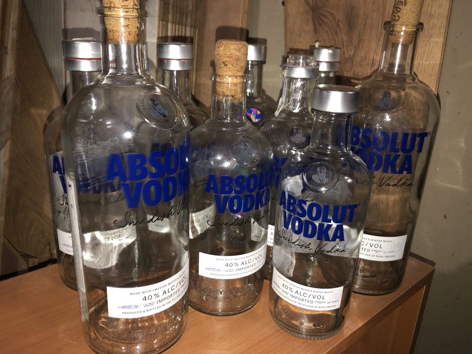 Бутылка Абсолют