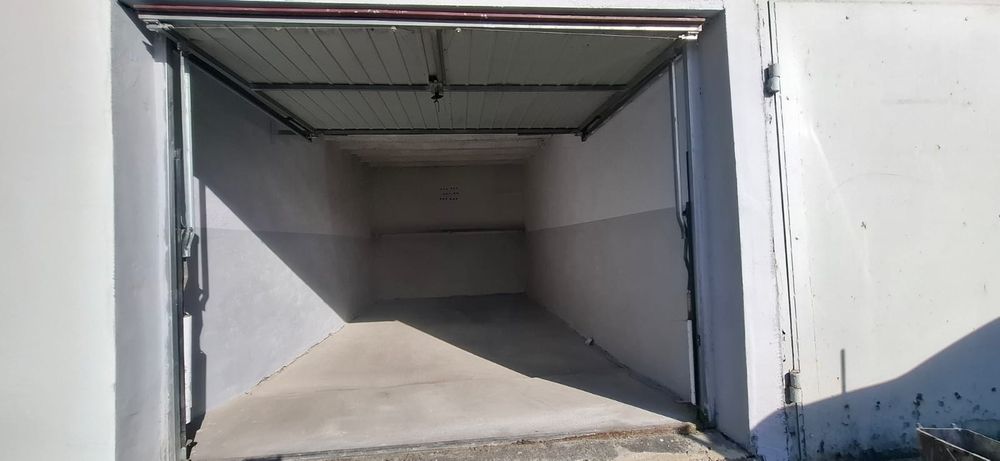 Sprzedam Garaż  Za Lidlem cena do negocjacji