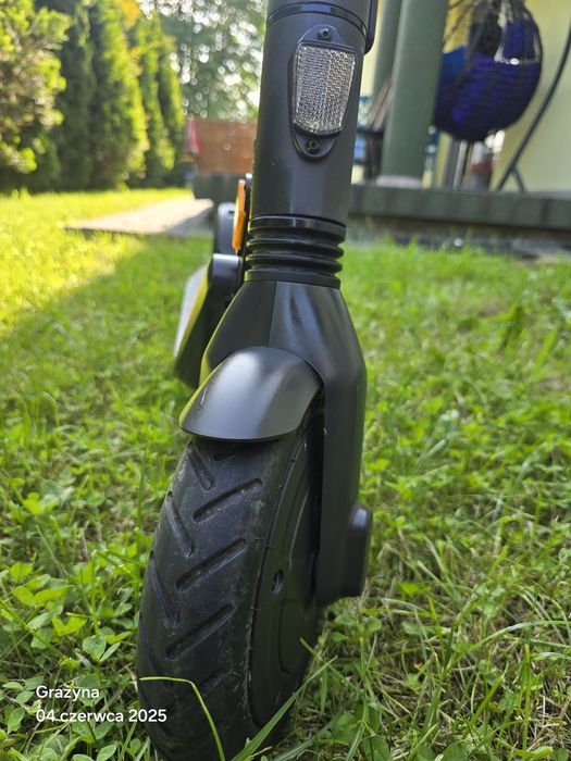 Hulajnoga elektryczna Ninebot by Segway  E25E na gwarancji