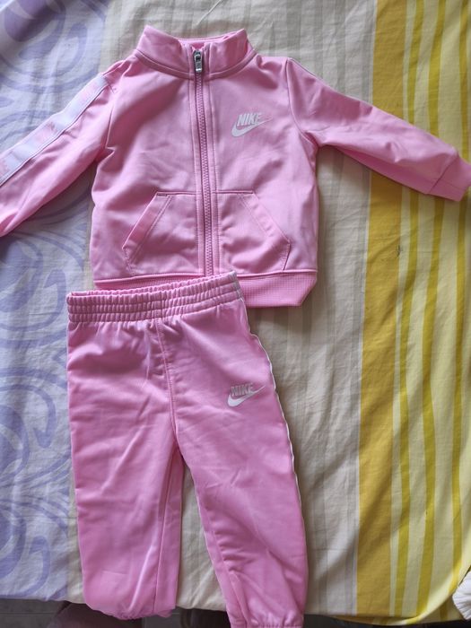 Conjunto Nike criança. 12 meses