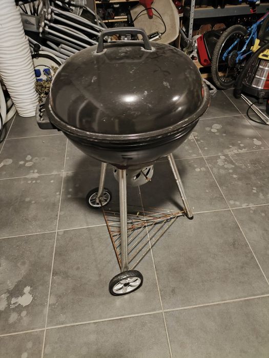 Grill węglowy okrągły ,zamykany