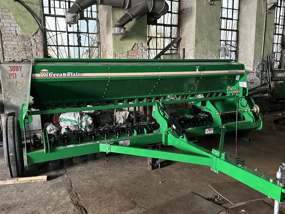 Сеялка Great Plains 1300F