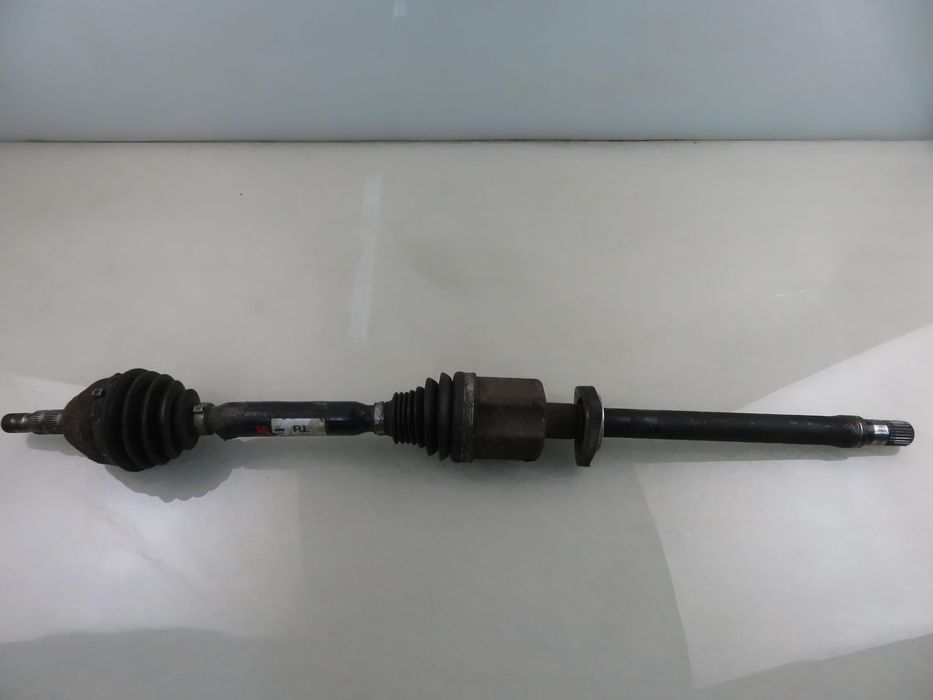 Półoś Prawa Przednia Opel Zafira B 1.9 Cdti