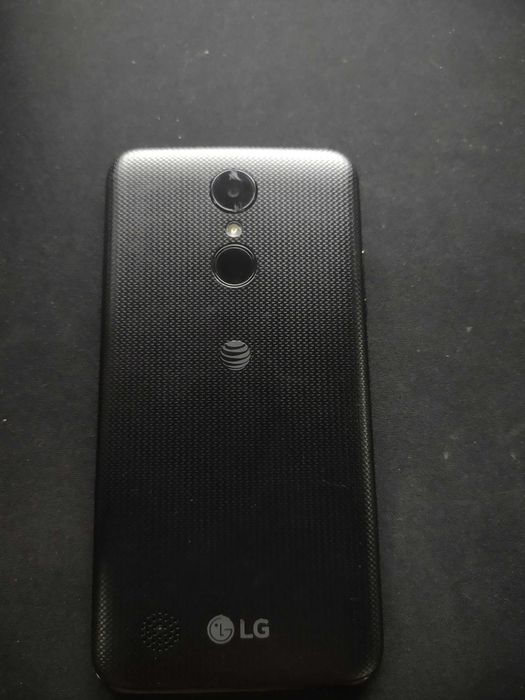 Telefon LG phoenix 3