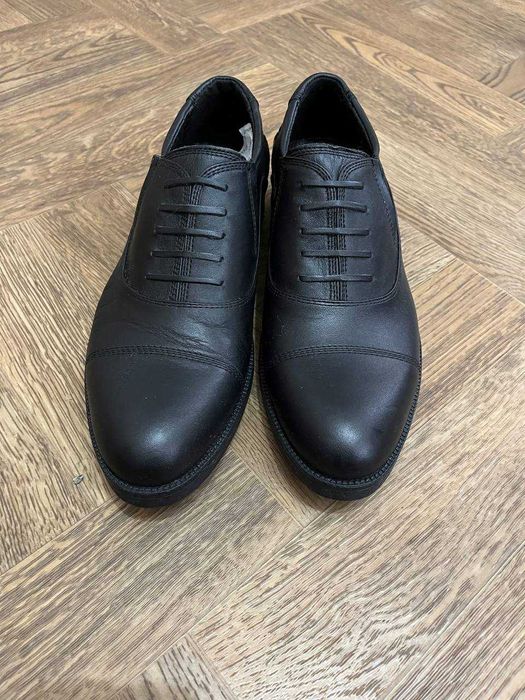 Туфлі чоловічі 2 пари