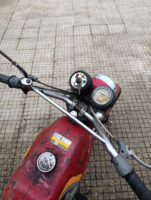 Motorizada Sachs V5