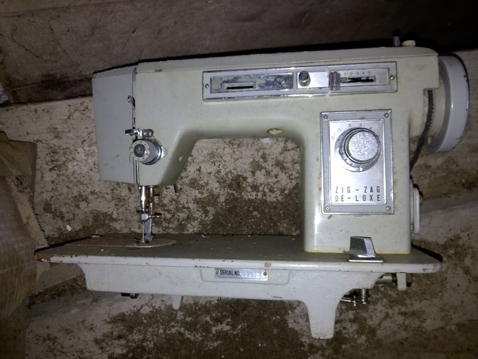 Máquina de costura antiga  PARVALUX ZIG ZAG DE LUXE
