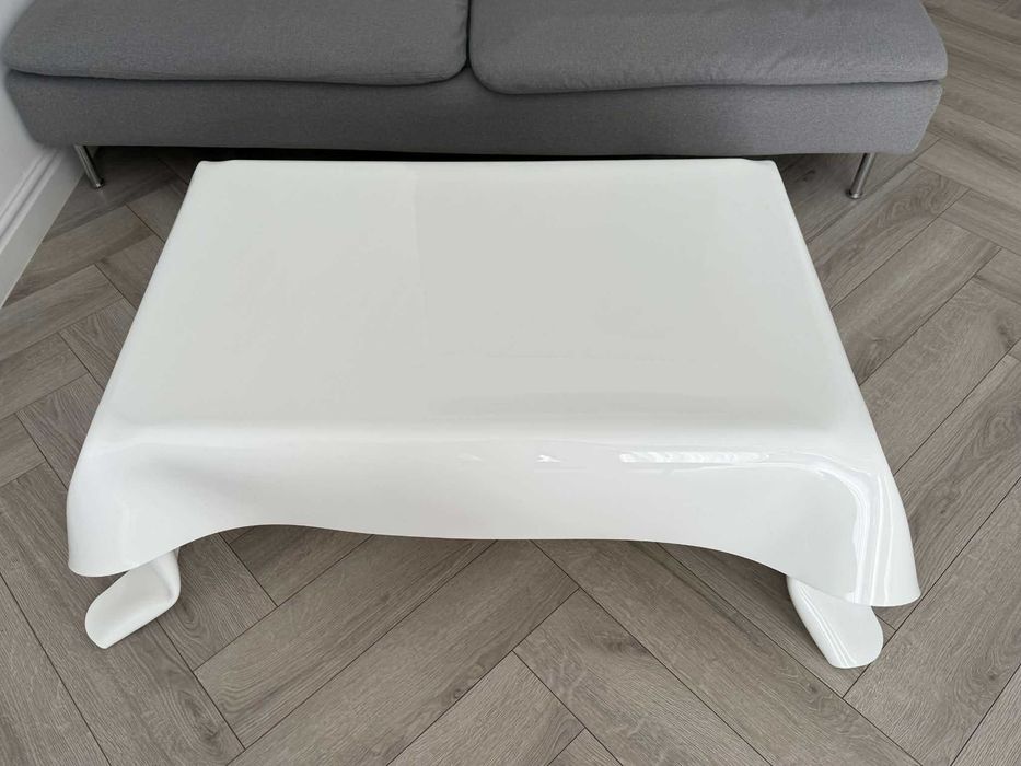 Stolik kawowy pleksiglas IPLEX Design włoski design / designerski biały stolik opadający obrus