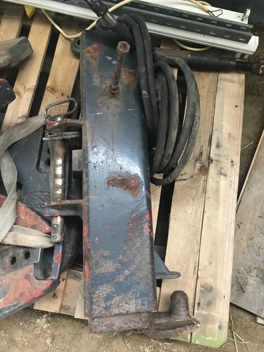 Engate Hidráulico Frontal Trator Mc Cormick  CX85