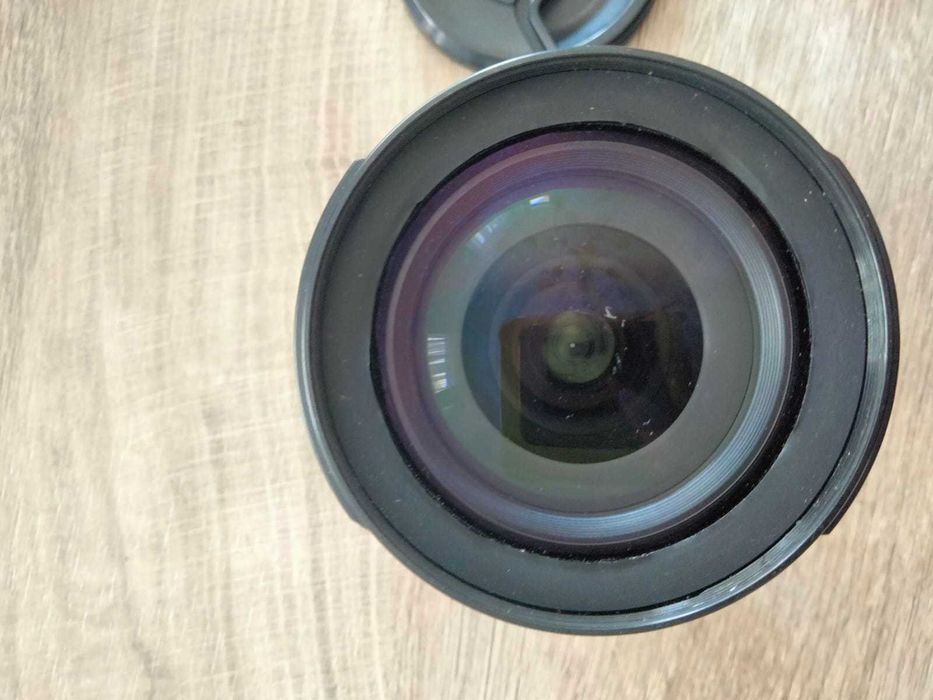 Obiektyw Nikon Nkkor 18-105 VR