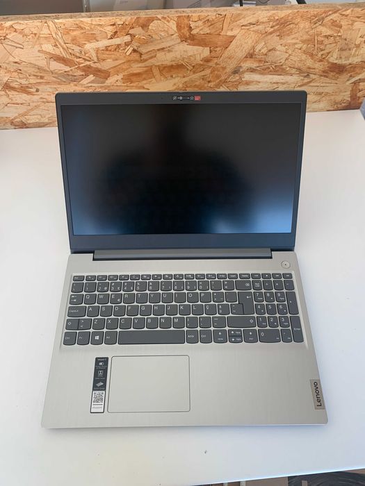 Lenovo IdeaPad 3 | AMD 3020e | 4GB RAM | 128GB SSD | 15.6” HD (NOVO)64739758561283123