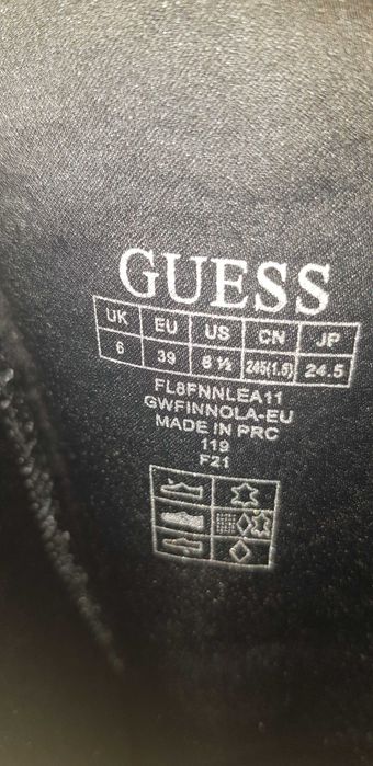 Kozaki GUESS 39 za kolano