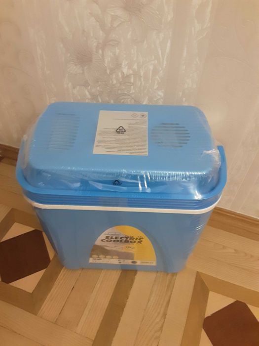 Туристический автомобильный холодильник Electric Coolbox