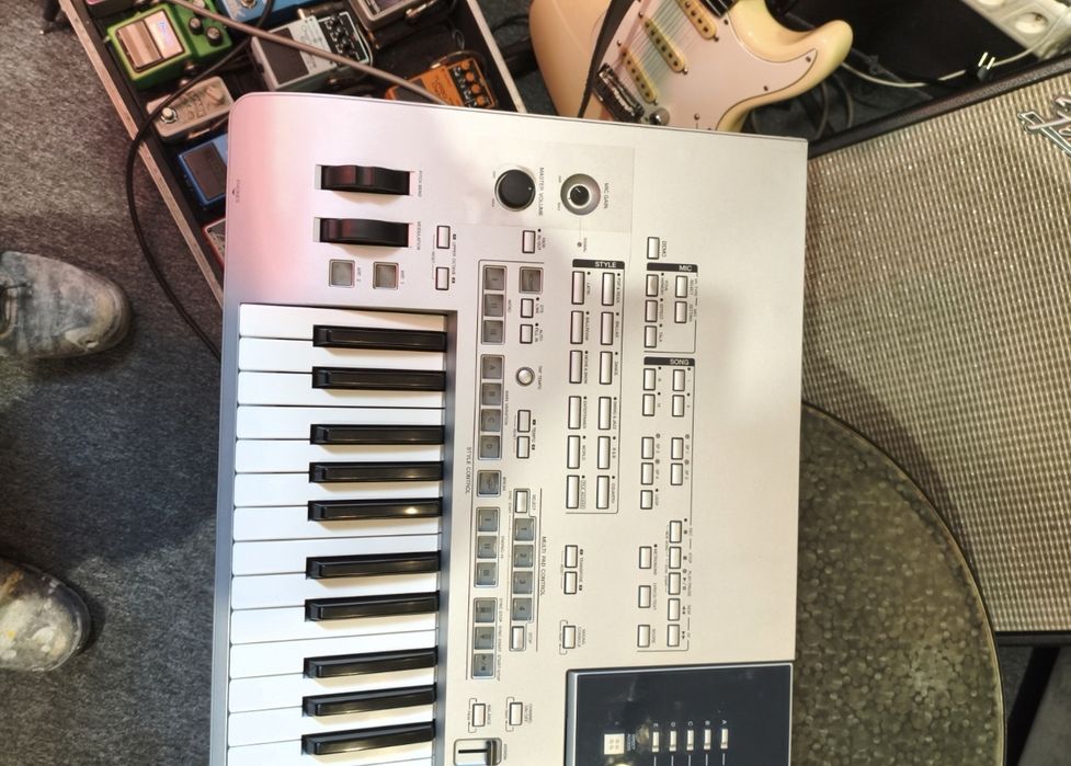 Yamaha Tyros 4 keyboard organy instrument klawiszowy