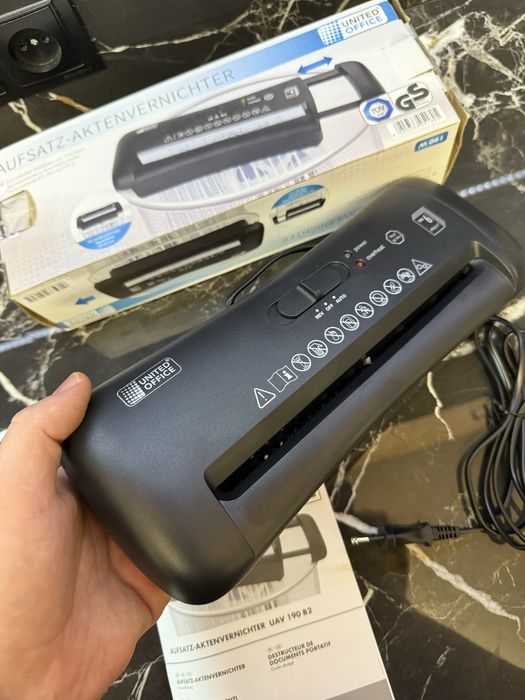 Телескопічний шредер United office Подрібнювач для паперу измельчитель