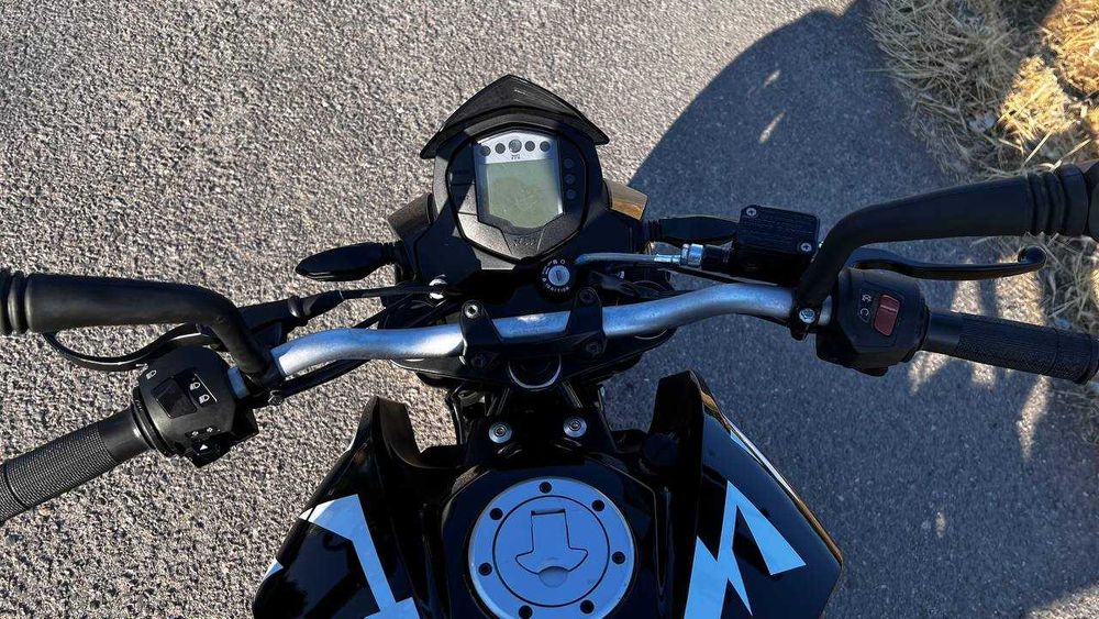 KTM DUKE 200 2021