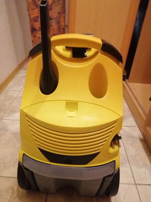 Пылесос KARCHER DS 5500