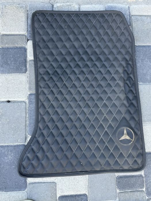 Продам коврики для Mercedes A-class 2012-2019 г.в.