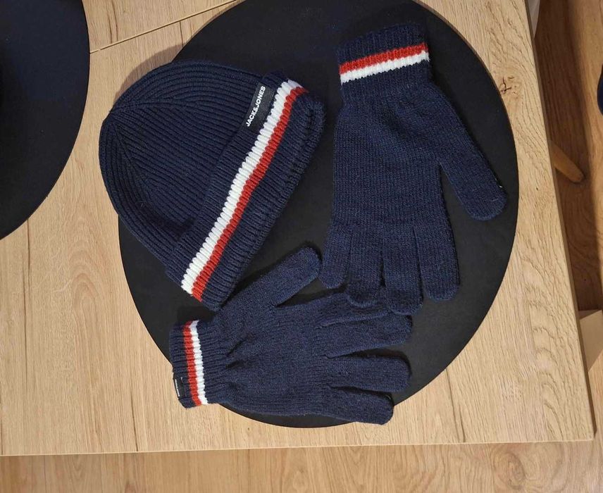 komplet jacks & Jones ,czapka i rękawiczki