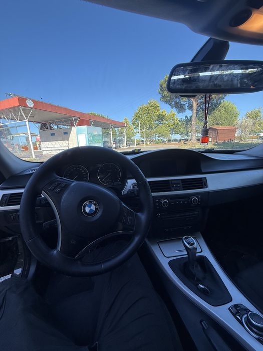 BMW 318d 2008 147cvs