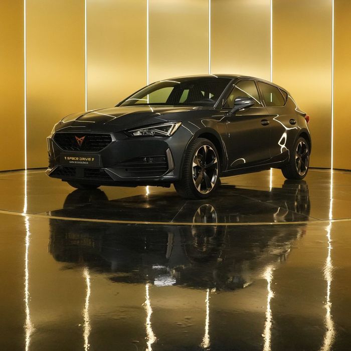 Cupra Leon 1.4 e-Hybrid MID DSG