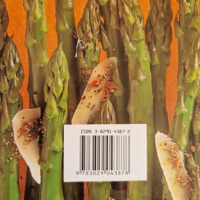 Livro "O essencial da cozinha vegetariana"