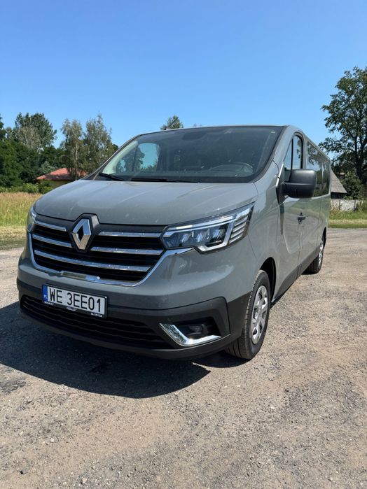 Wynajem busa Renault Trafic 9os 230zl/doba