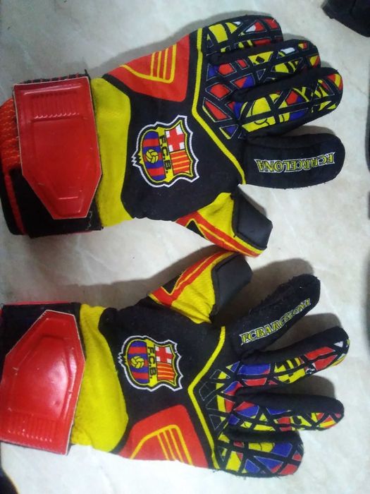 Зимние перчатки для спорта+наколенники и налокотники