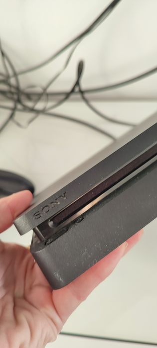 PS4 SONY CUCH-  2116b + 2 x pad czarny złoty