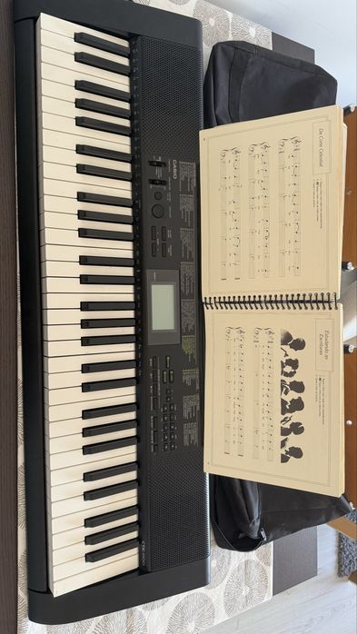 Teclado Casio CTK-1100 – 61 teclas + Bolsa de Transporte