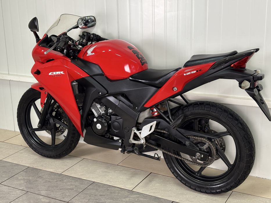 Honda Cbr 125 Jc50 #Okazja #Mały przebieg #10 szt cbr w różnych kolora