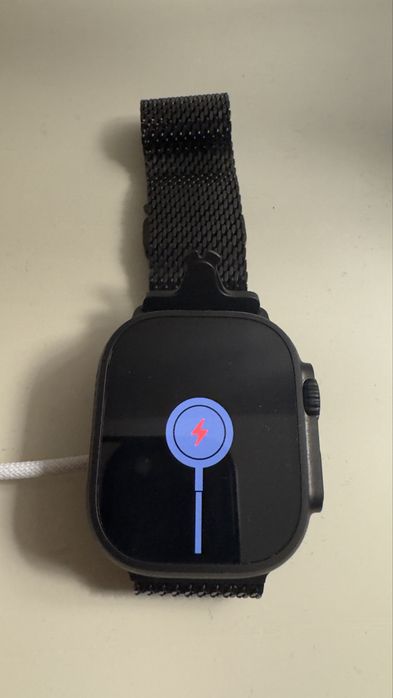 Apple Watch Ultra 3 com Loop Milanesa Titanio Preto