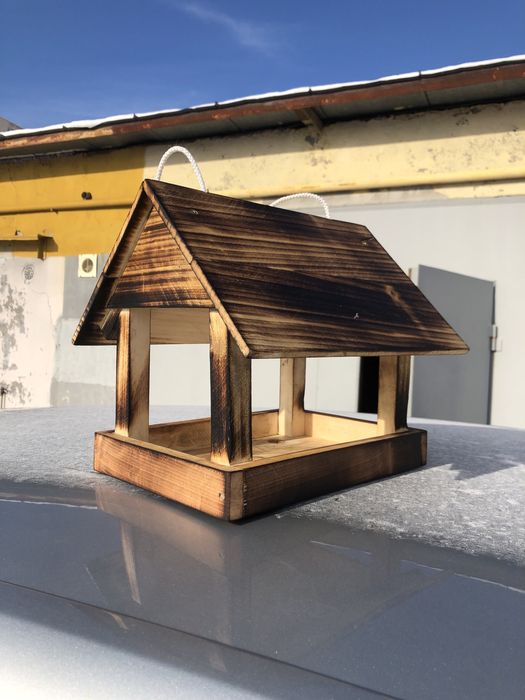 Годівничка для пташок