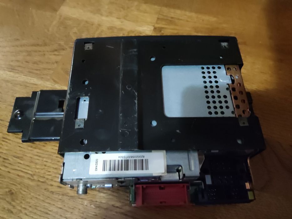 Внешний Усилитель-Магнитолы Рено Меган 2